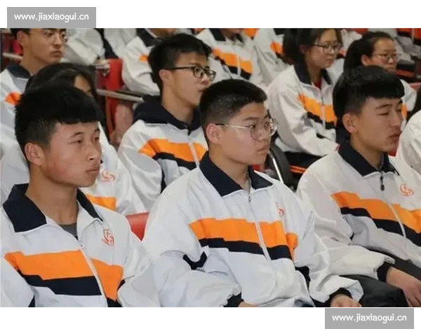 演讲比赛主持稿：展现风采，激扬梦想，激励青春共绘未来蓝图